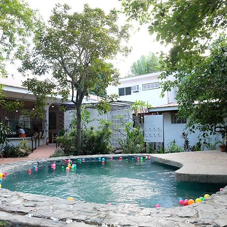 Albergue Mad Monkey Dumaguete Dumaguete City Exterior foto